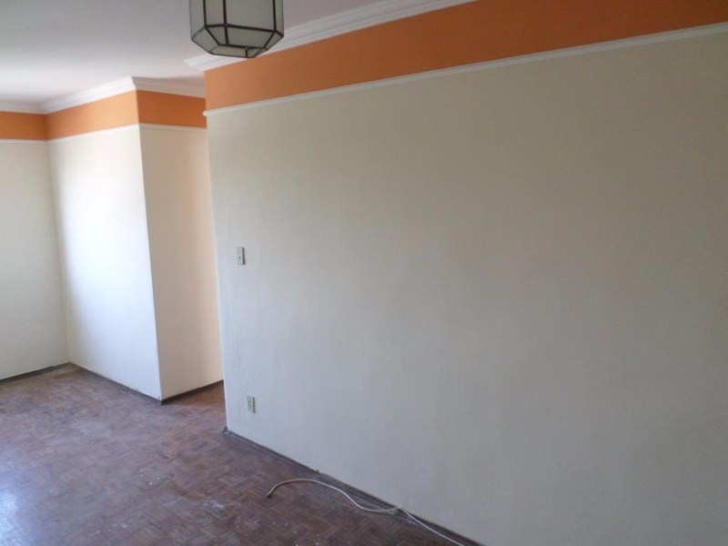 Apartamento à venda com 3 quartos, 76m² - Foto 3