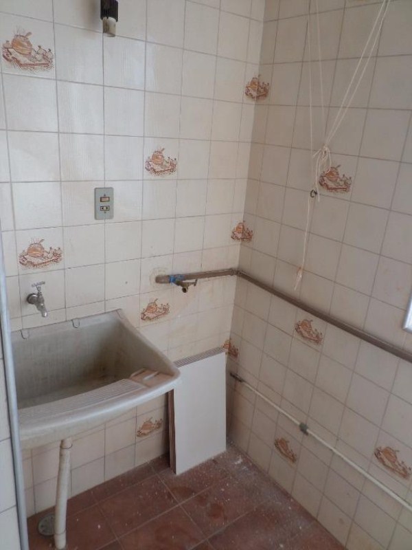 Apartamento à venda com 3 quartos, 76m² - Foto 7