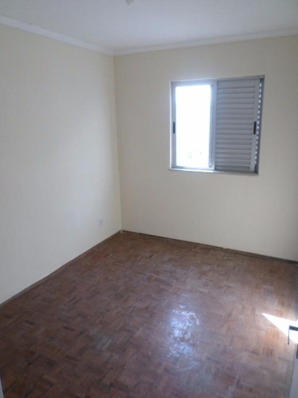 Apartamento à venda com 3 quartos, 76m² - Foto 10