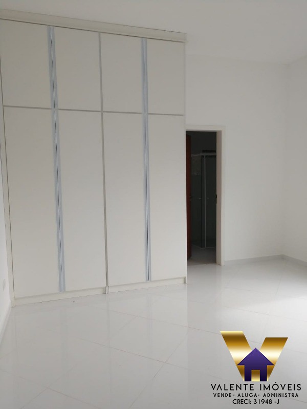 Casa, 3 quartos, 300 m² - Foto 34