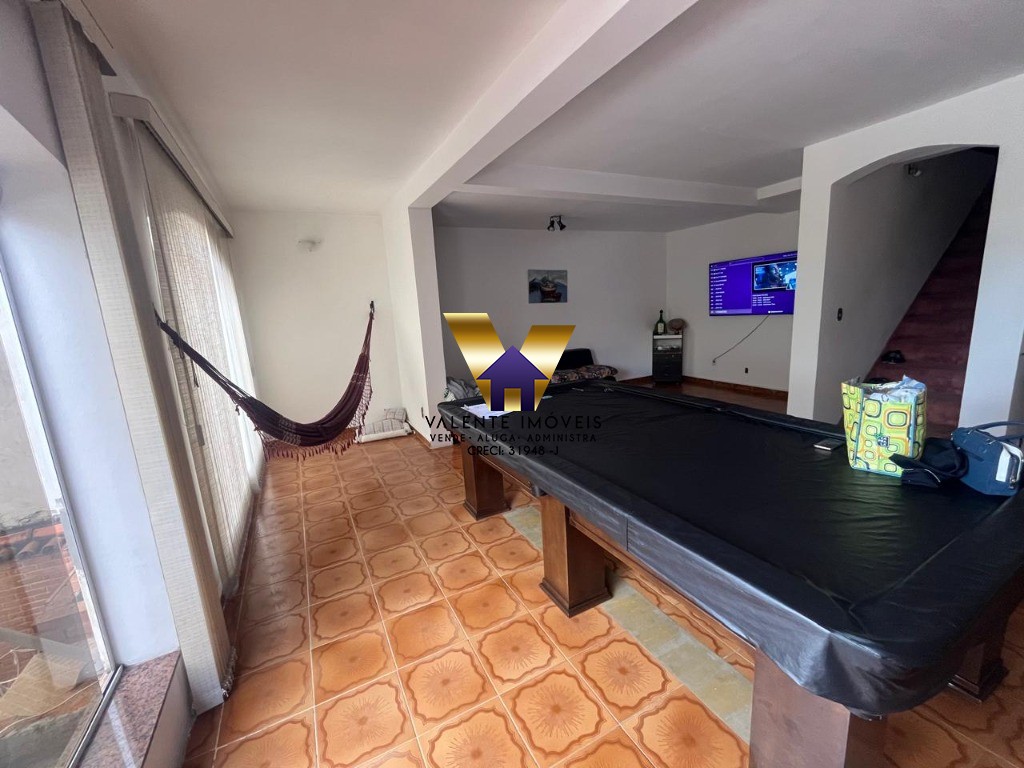 Casa, 3 quartos, 250 m² - Foto 4