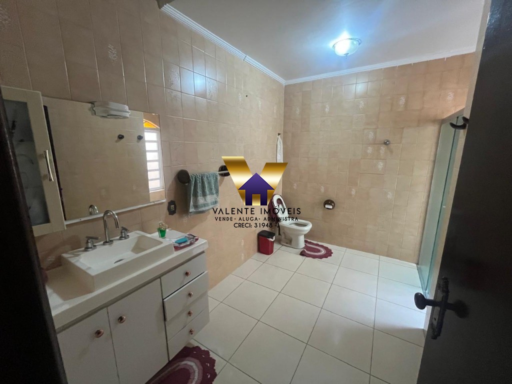 Casa, 3 quartos, 250 m² - Foto 10
