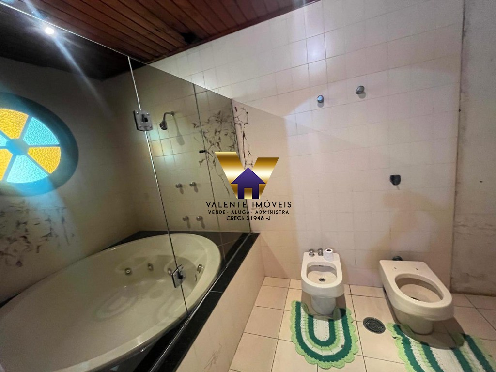 Casa, 3 quartos, 250 m² - Foto 8