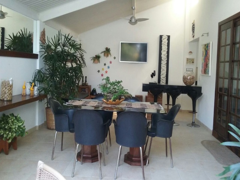 Casa à venda com 4 quartos, 300m² - Foto 12