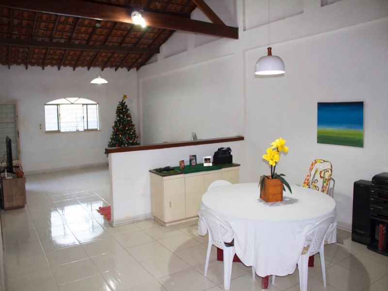 Casa à venda com 3 quartos, 148m² - Foto 12