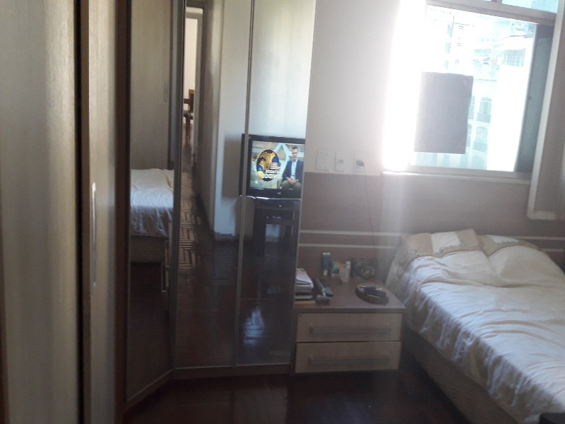 Apartamento à venda com 3 quartos, 110m² - Foto 5