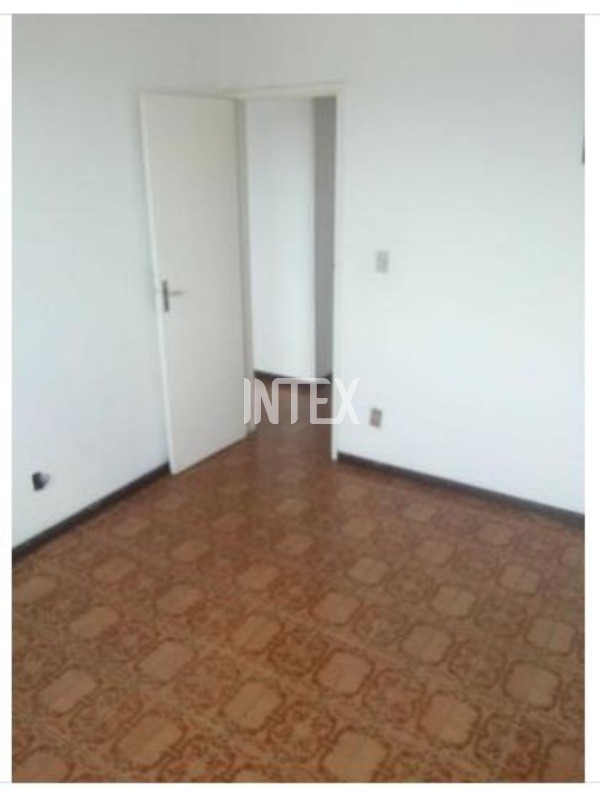 Apartamento à venda com 2 quartos, 60m² - Foto 8