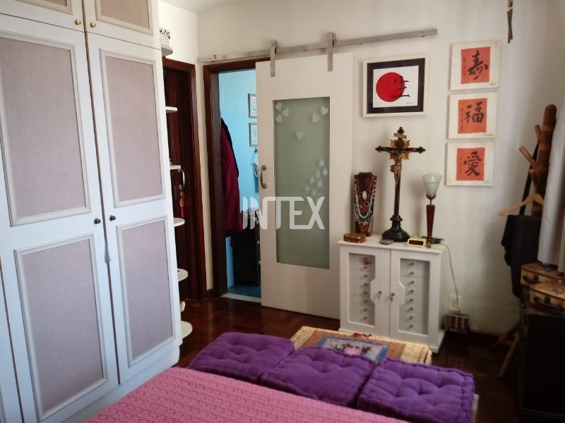 Apartamento à venda com 4 quartos, 198m² - Foto 18