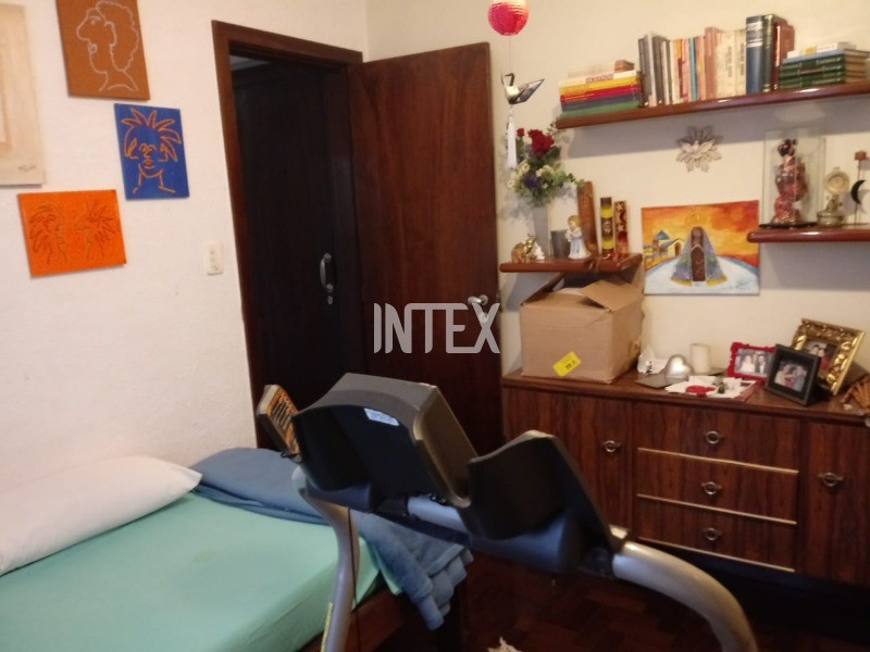 Apartamento à venda com 4 quartos, 198m² - Foto 22