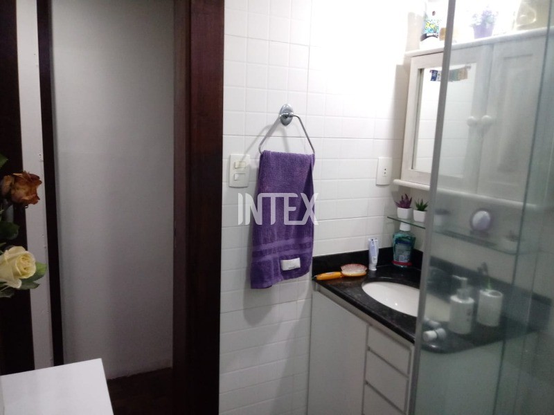 Apartamento à venda com 4 quartos, 198m² - Foto 16