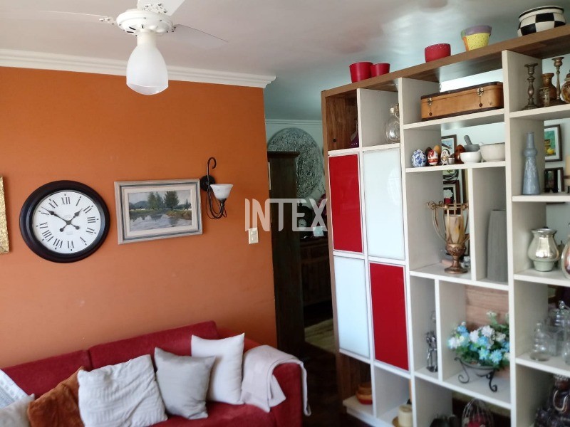 Apartamento à venda com 4 quartos, 198m² - Foto 9