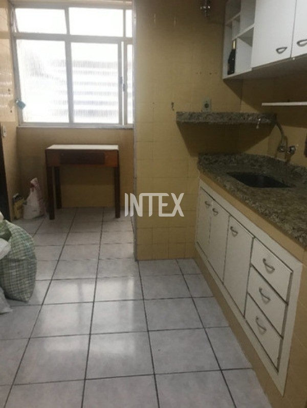 Apartamento à venda com 3 quartos, 93m² - Foto 7