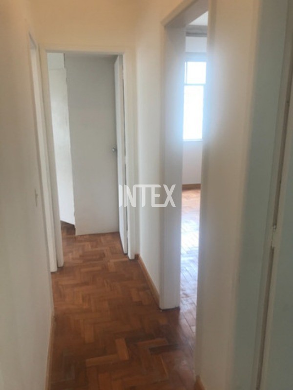 Apartamento à venda com 3 quartos, 93m² - Foto 8