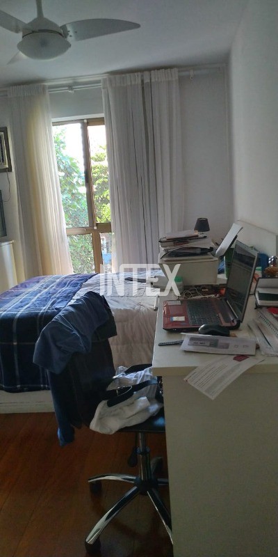 Apartamento à venda com 4 quartos, 140m² - Foto 16