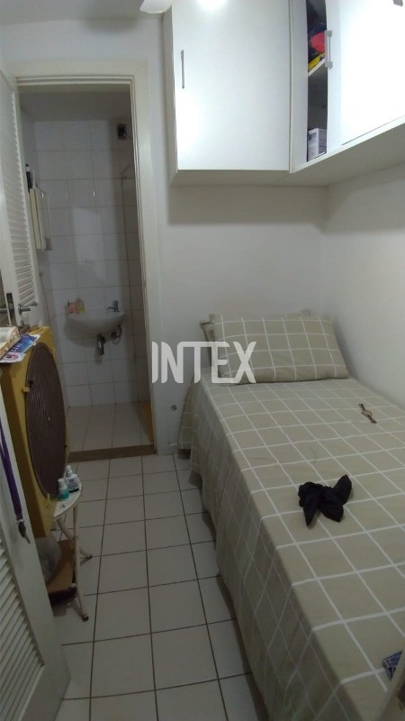 Apartamento à venda com 4 quartos, 140m² - Foto 26