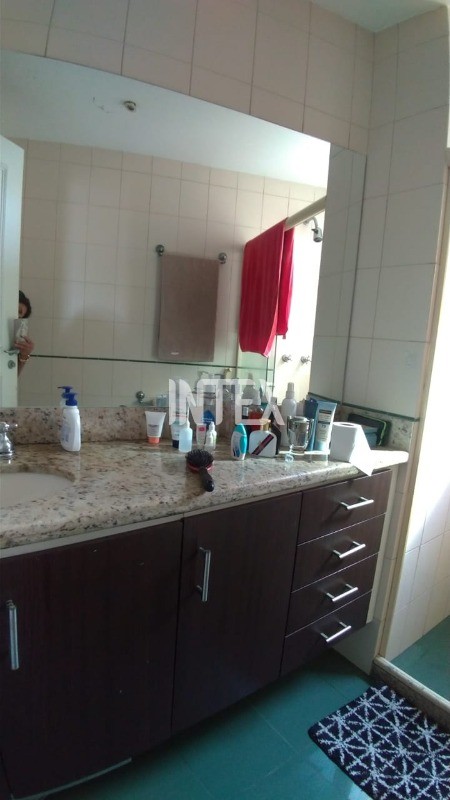 Apartamento à venda com 4 quartos, 140m² - Foto 18