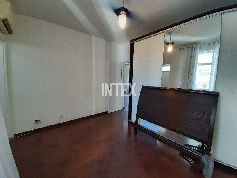 Apartamento à venda com 2 quartos, 70m² - Foto 16