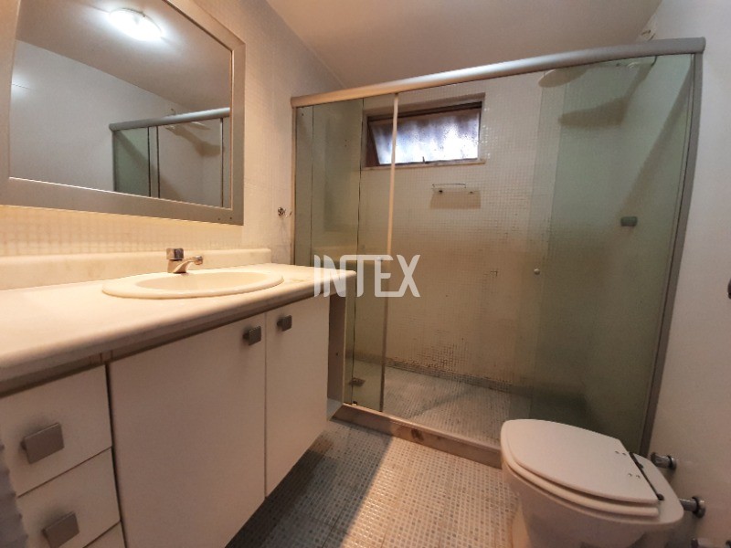 Apartamento à venda com 2 quartos, 70m² - Foto 22