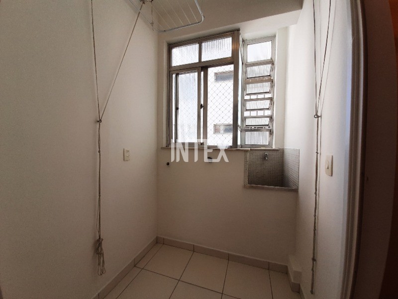 Apartamento à venda com 2 quartos, 70m² - Foto 30