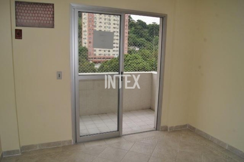 Apartamento à venda com 2 quartos, 72m² - Foto 6