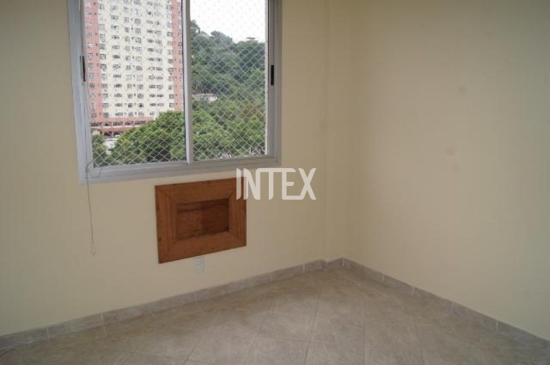 Apartamento à venda com 2 quartos, 72m² - Foto 7