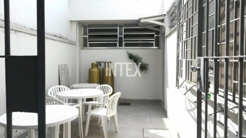 Casa à venda com 4 quartos, 140m² - Foto 24