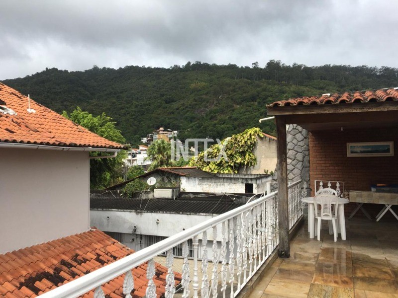 Casa à venda com 4 quartos, 368m² - Foto 5