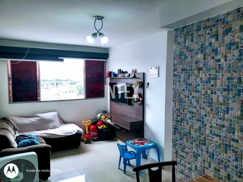 Apartamento à venda com 2 quartos, 50m² - Foto 2