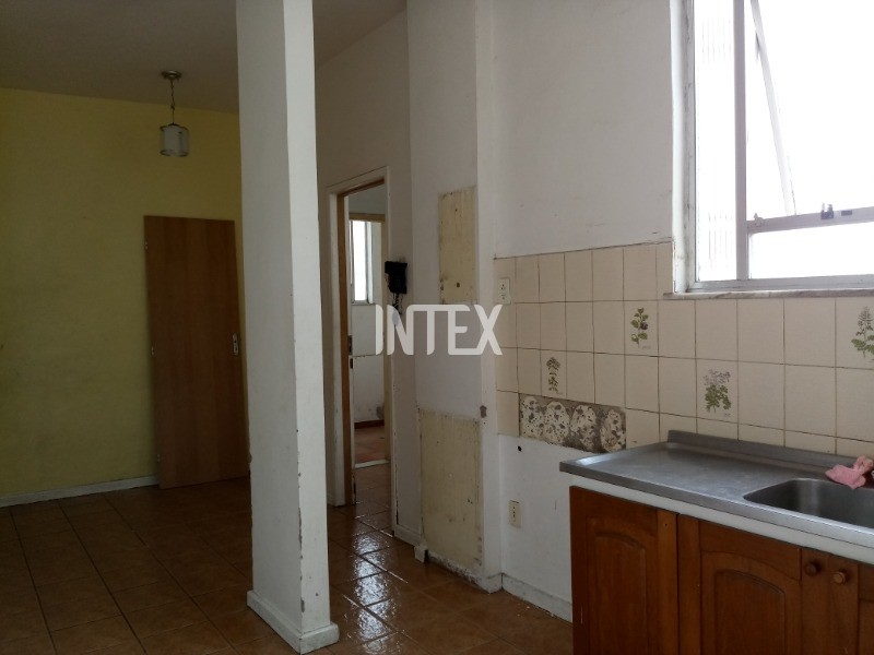 Apartamento à venda com 2 quartos, 100m² - Foto 13