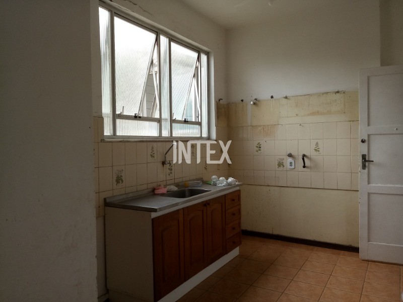 Apartamento à venda com 2 quartos, 100m² - Foto 14