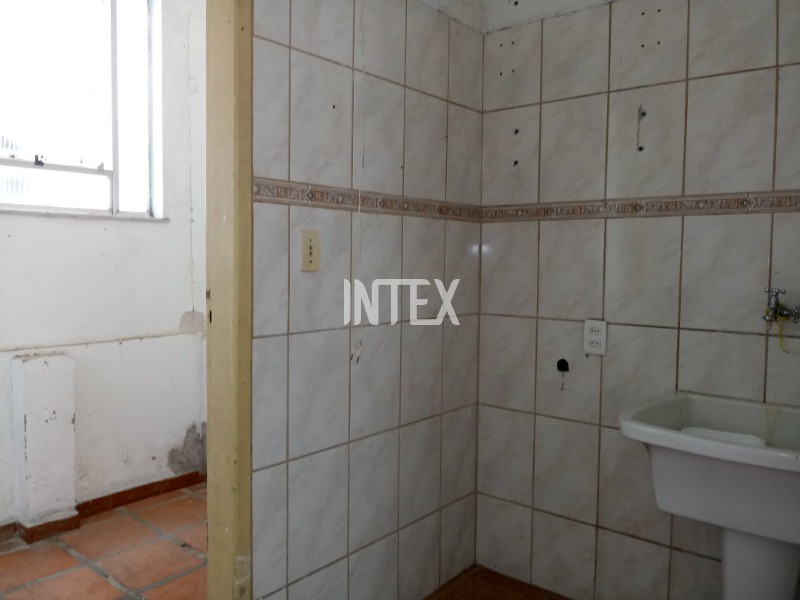 Apartamento à venda com 2 quartos, 100m² - Foto 16