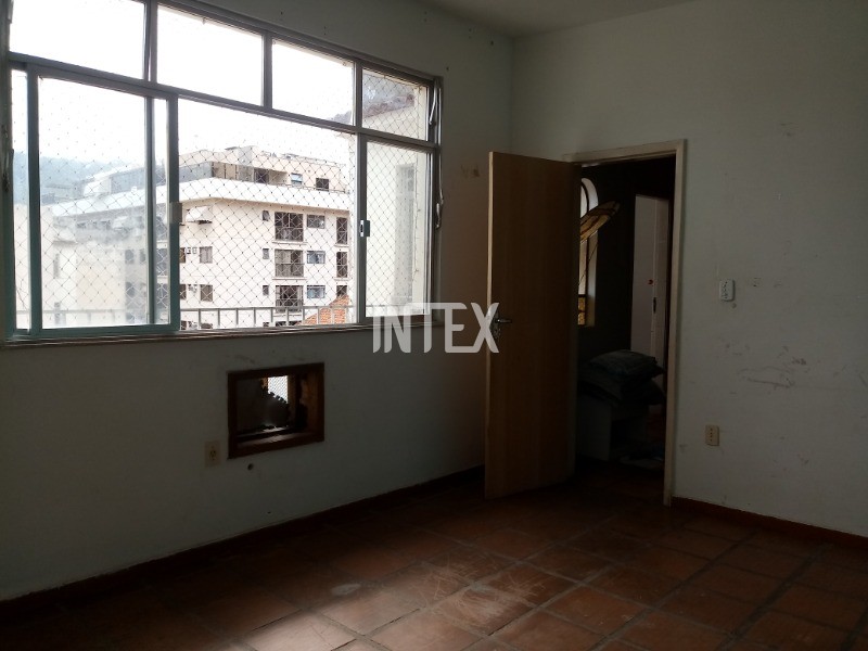 Apartamento à venda com 2 quartos, 100m² - Foto 22