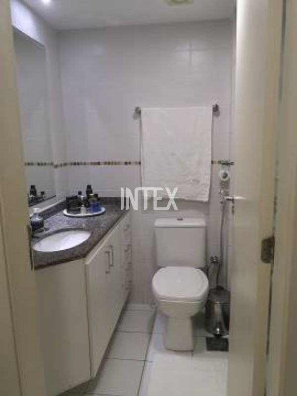 Apartamento à venda com 3 quartos, 102m² - Foto 15