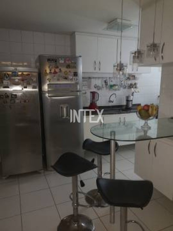 Apartamento à venda com 3 quartos, 102m² - Foto 16