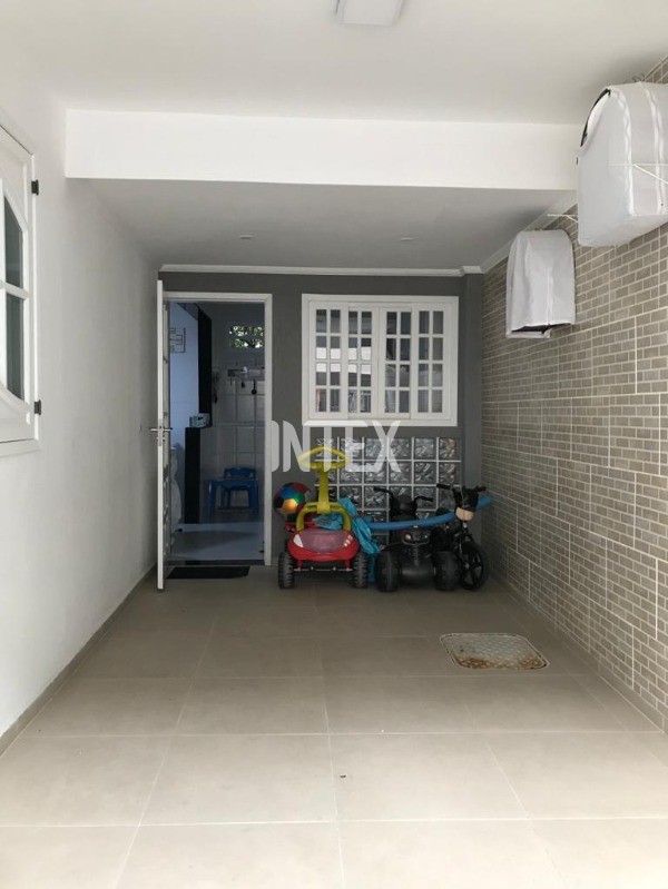 Casa à venda com 3 quartos, 87m² - Foto 6