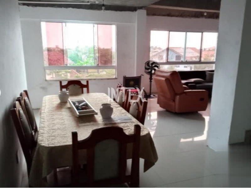 Casa à venda com 4 quartos, 260m² - Foto 5