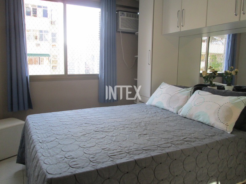 Apartamento à venda com 4 quartos, 140m² - Foto 10