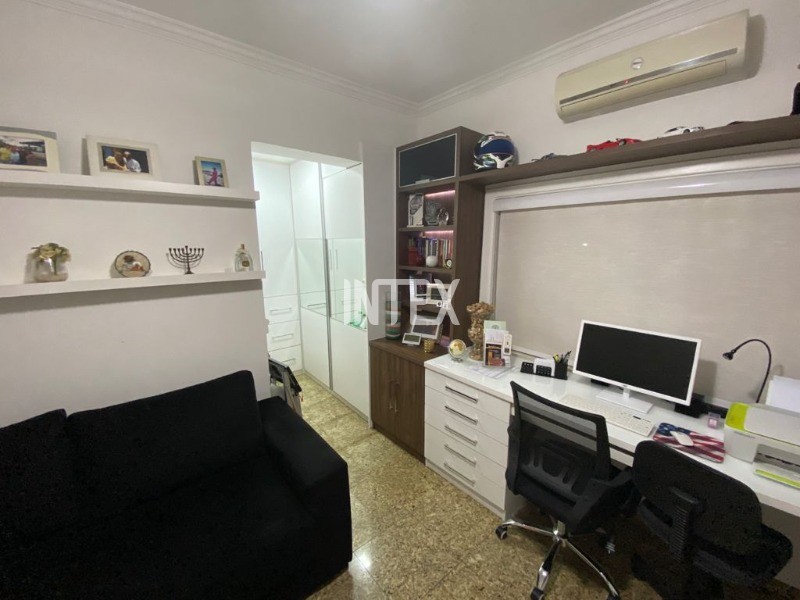 Casa à venda com 3 quartos, 280m² - Foto 14