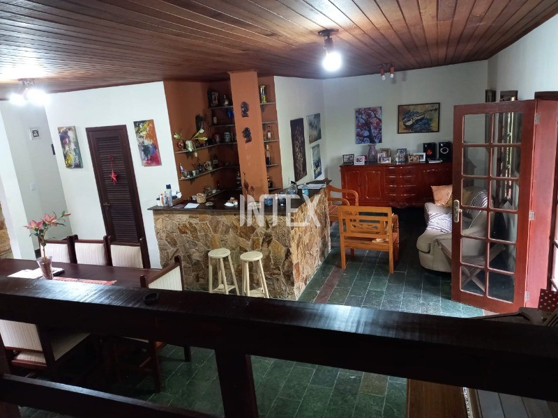 Casa à venda com 4 quartos - Foto 4