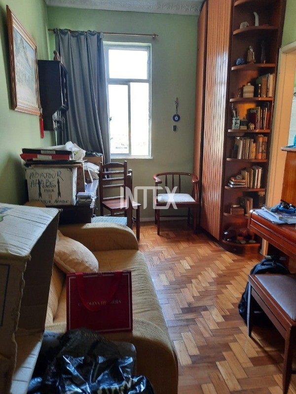 Apartamento à venda com 1 quarto, 57m² - Foto 2