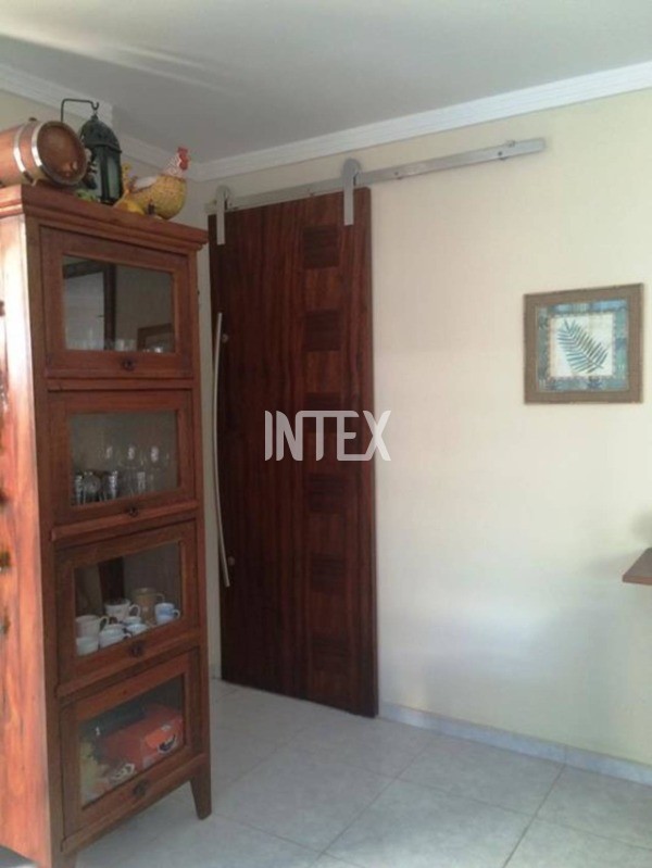 Cobertura à venda com 3 quartos, 200m² - Foto 11