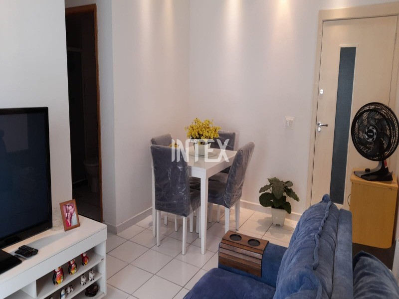 Apartamento à venda com 2 quartos, 58m² - Foto 5