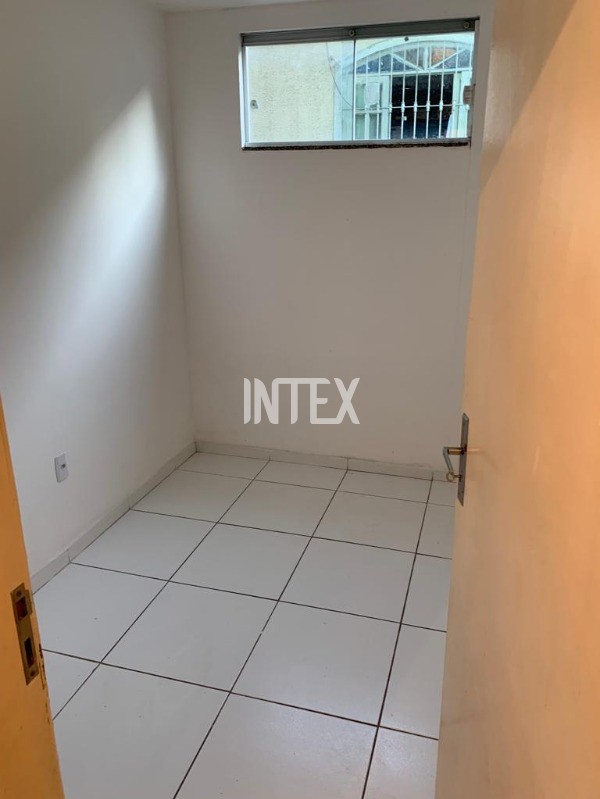 Casa para alugar com 3 quartos, 120m² - Foto 15