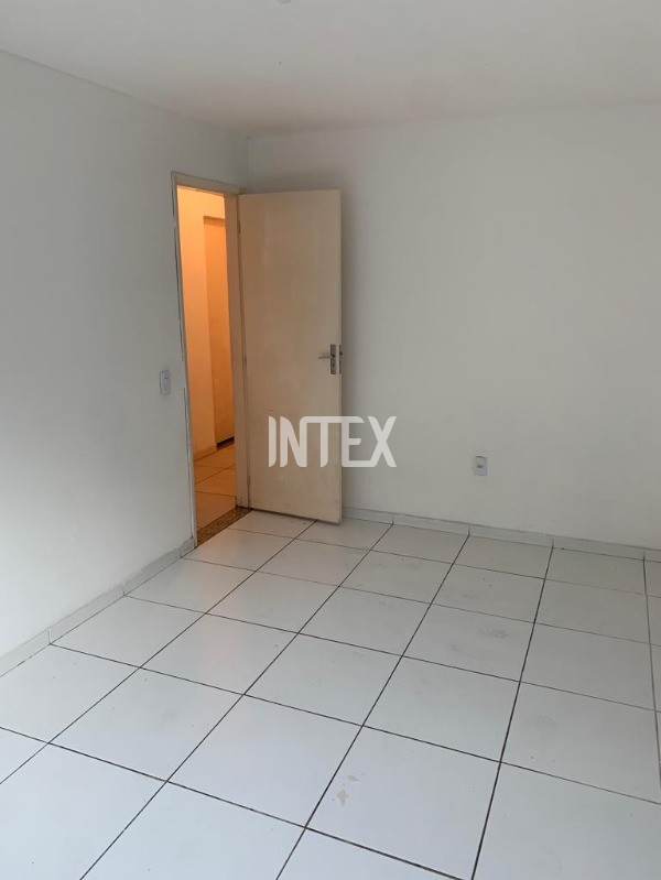 Casa para alugar com 3 quartos, 120m² - Foto 14