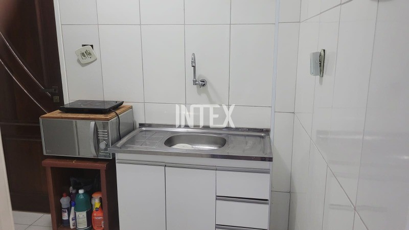 Apartamento à venda com 2 quartos, 60m² - Foto 10