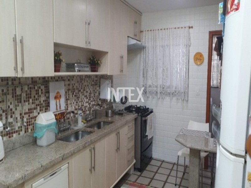 Apartamento à venda com 3 quartos, 215m² - Foto 6