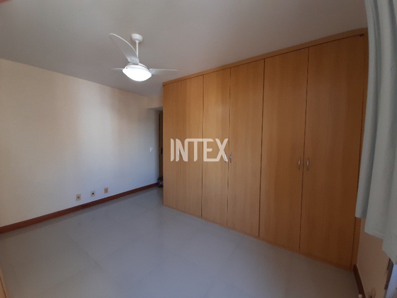 Apartamento à venda com 4 quartos, 150m² - Foto 32