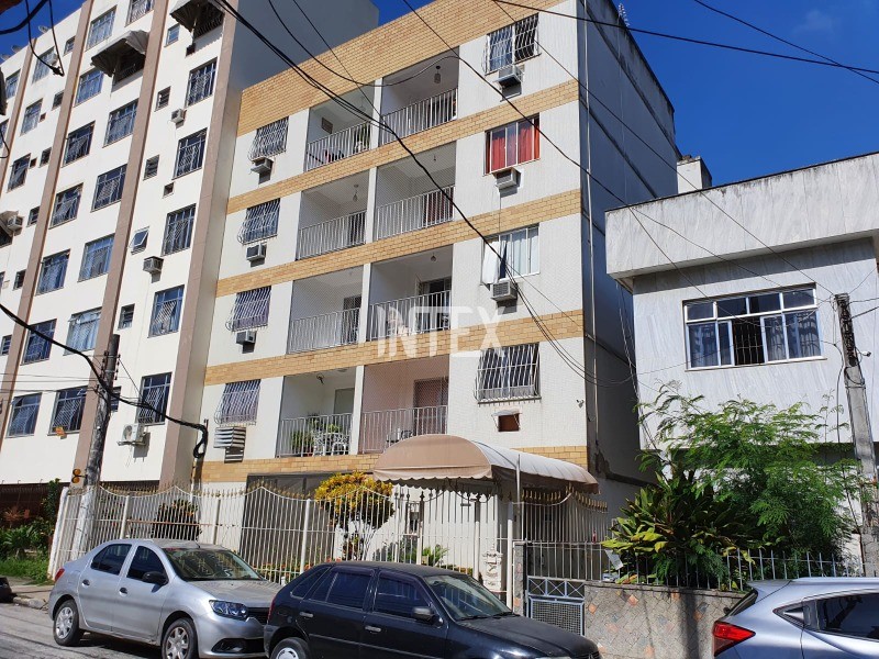 Apartamento à venda com 2 quartos, 93m² - Foto 4