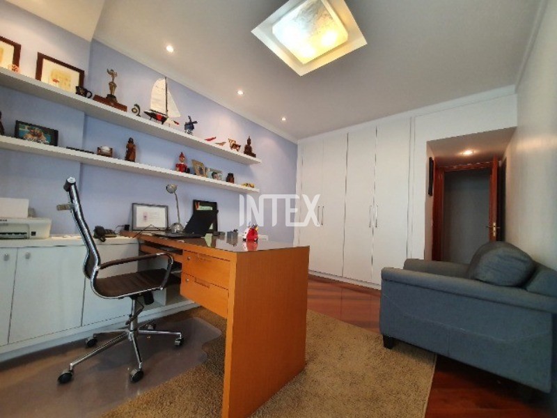 Apartamento à venda com 3 quartos, 215m² - Foto 20