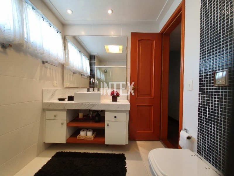 Apartamento à venda com 3 quartos, 215m² - Foto 18